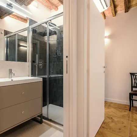 Cs Spanish Steps Boutique Apartmán *